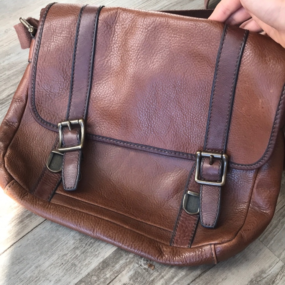Leather Fossil cross body bag for men